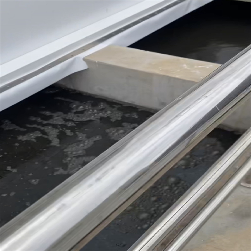 nieuw HDPE versus gerecycled HDPE